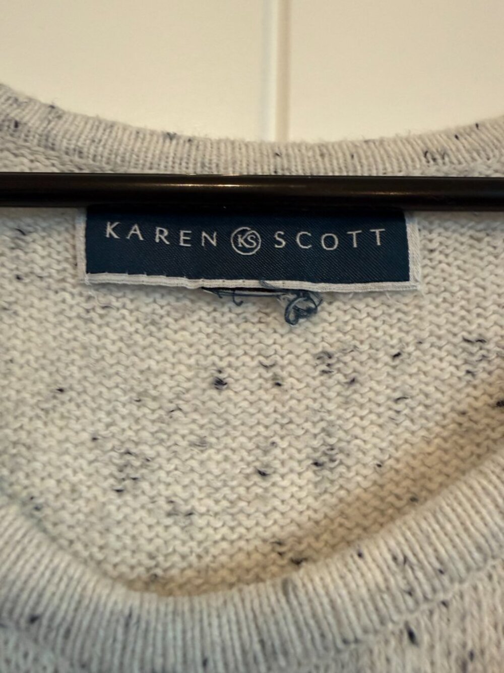 Karen Scott grey speckled crew neck sweater. - Picture 2 of 7